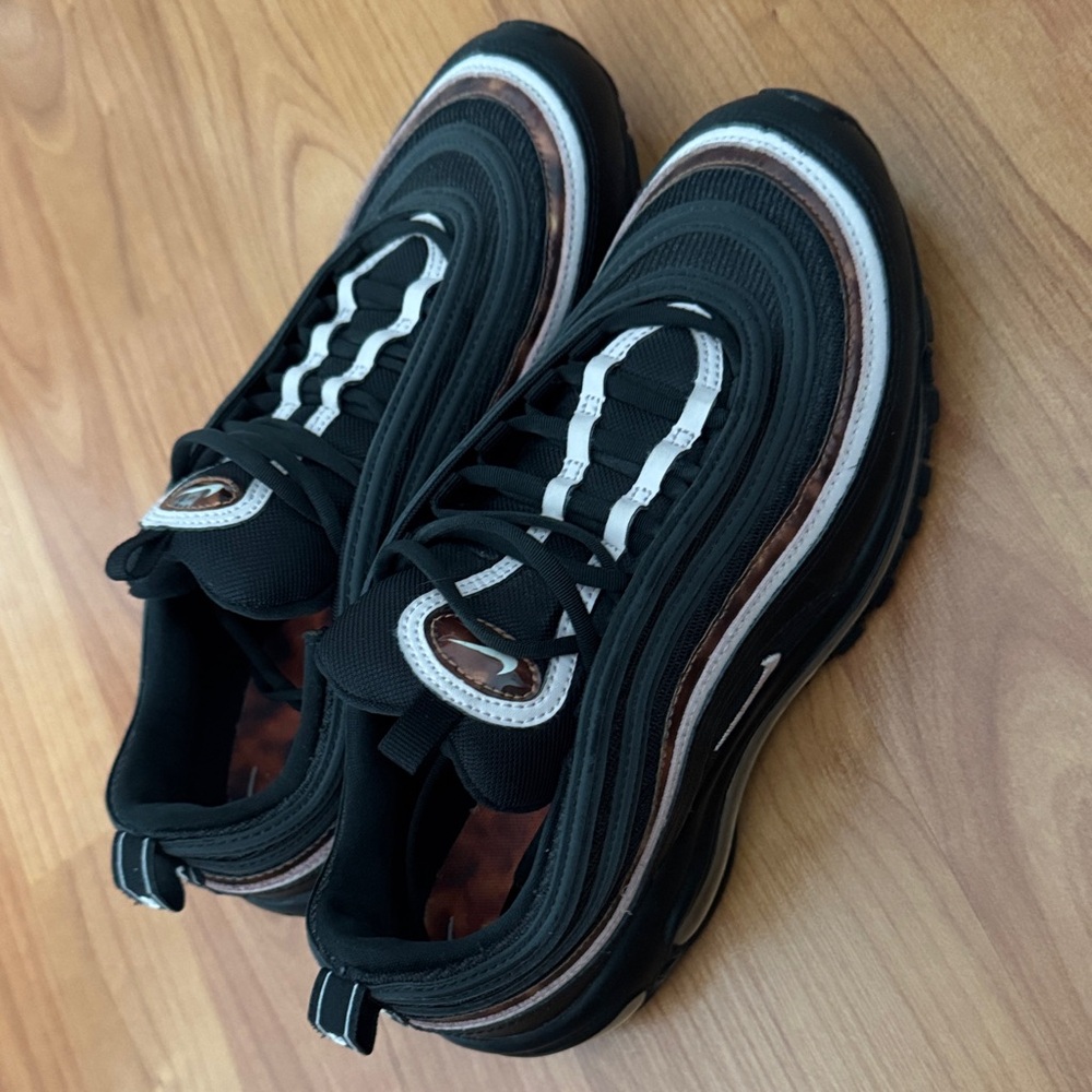 Women’s AirMax 97 Sneakers size 8.5 US